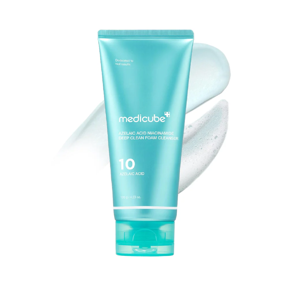 غسول رغوي ميديكيوب بالأزليك أسيد والنياسيناميد لتنقية البشرة بعمق